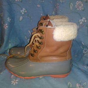 Sperry Lace-up Duck Boots